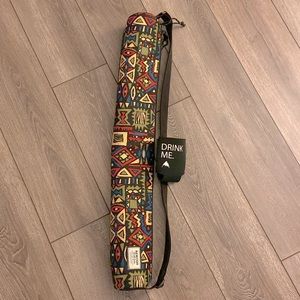 LIKE NEW Burton Beeracuda beer holder sling